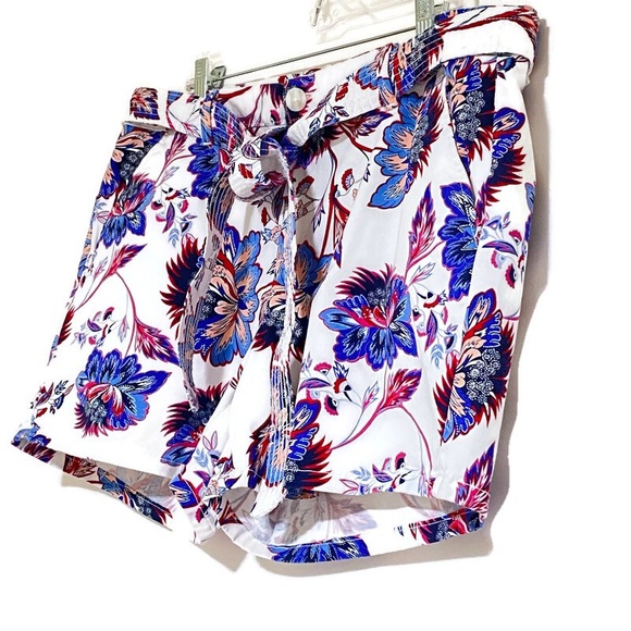 LIZ CLAIBORNE CLASSIC SHORTS - Picture 2 of 12